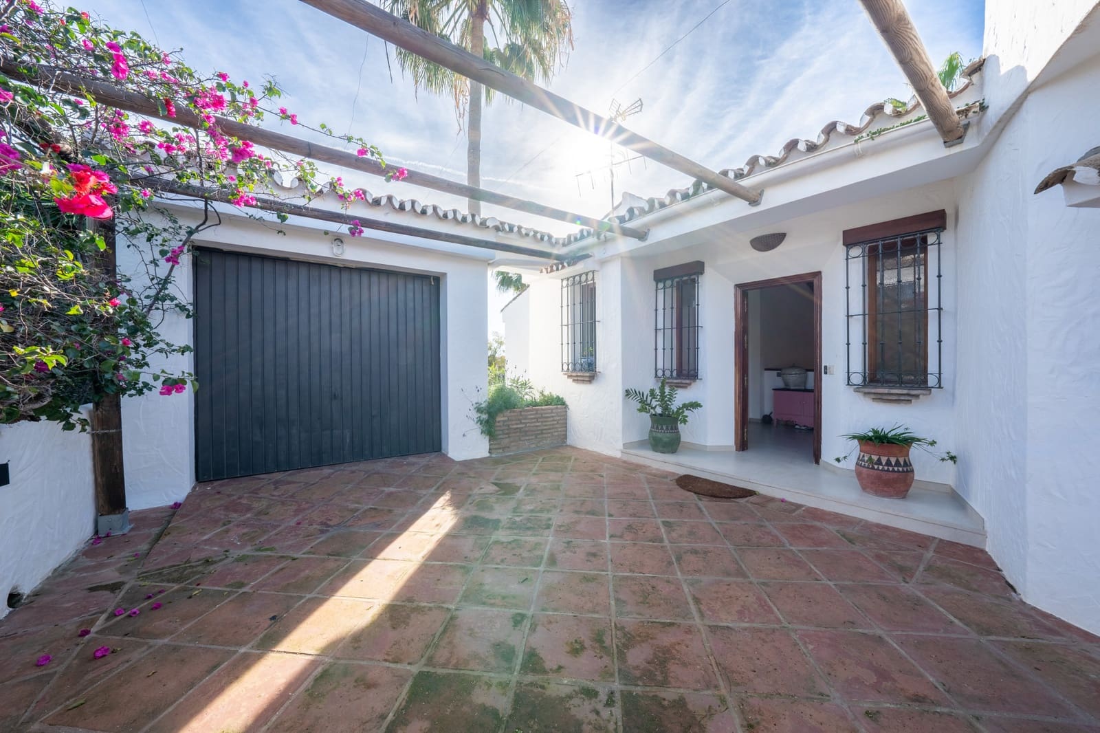 4 Zimmer Villa zu verkaufen in Atalaya-Isdabe mit Pool Garage - 1.495.000 € (Ref: 9851527)