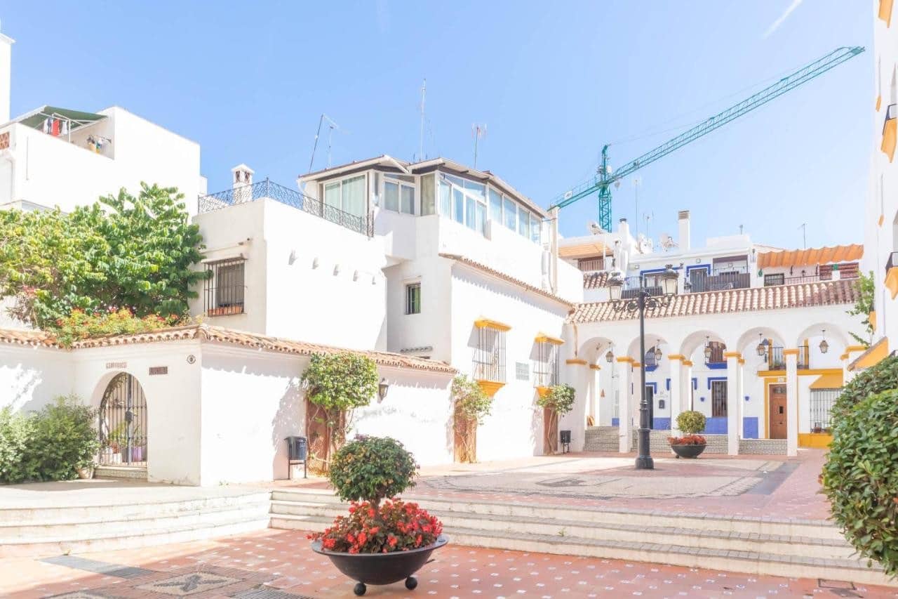 3 Zimmer Haus zu verkaufen in Marbella mit Garage - 1.400.000 € (Ref: 9851528)
