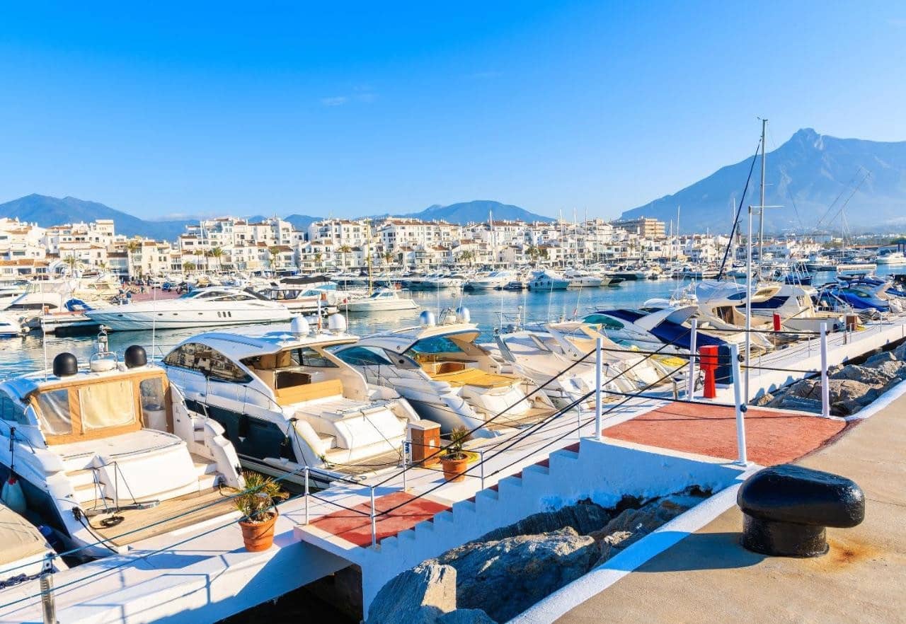 3 Zimmer Haus zu verkaufen in Marbella mit Garage - 1.400.000 € (Ref: 9851528)