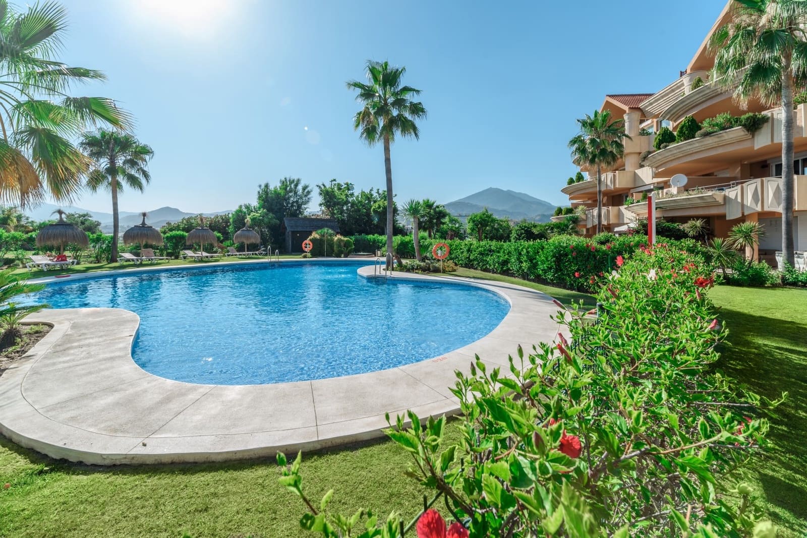 3 soverom Leilighet til salgs i Marbella med svømmebasseng garasje - € 1 190 000 (Ref: 9851529)