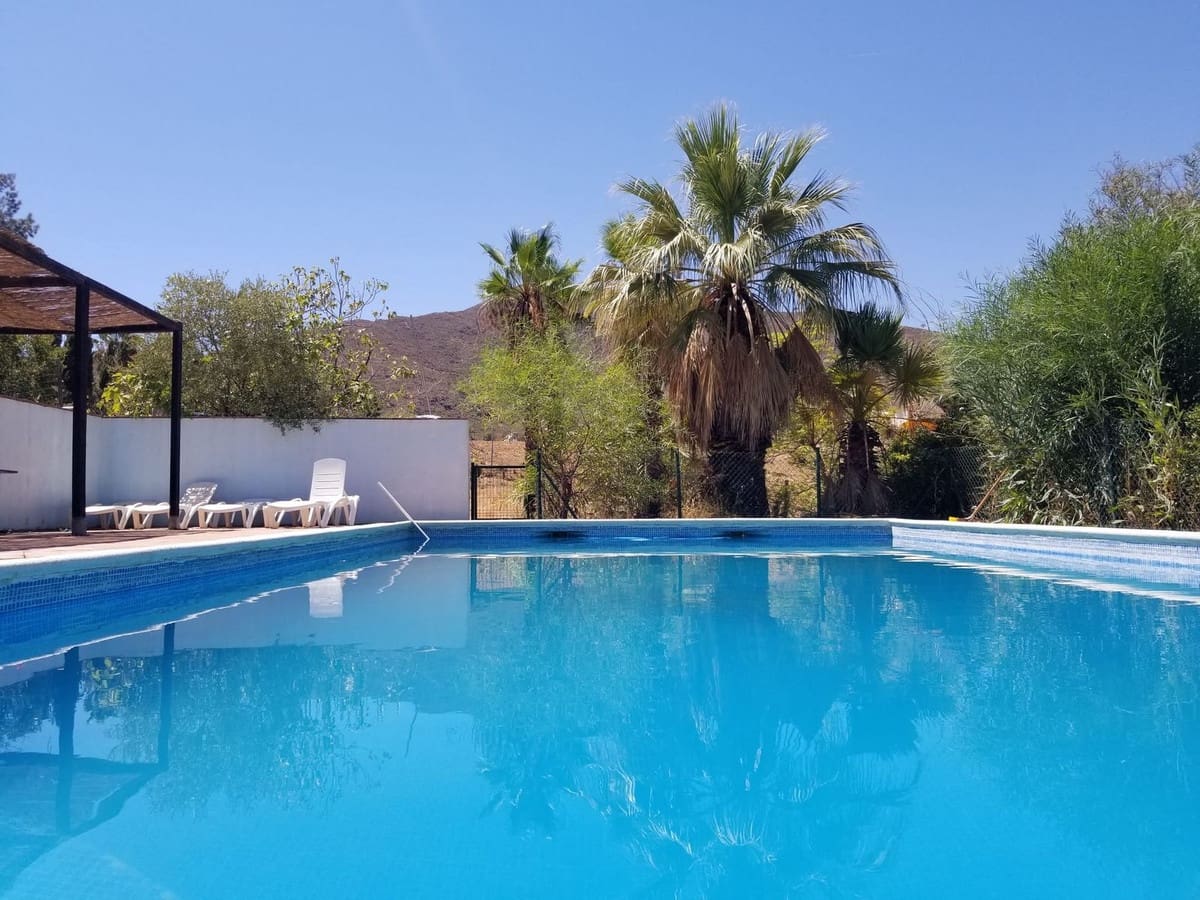 4 soveværelse Finca/Landehus til salg i Mijas Costa med swimmingpool garage - € 1.195.000 (Ref: 9851531)