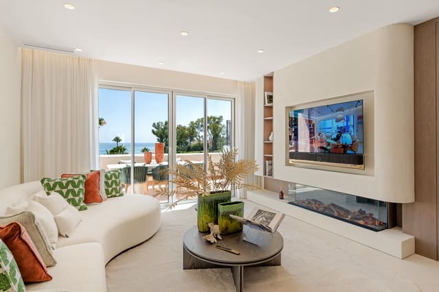 3 quarto Penthouse para venda em Estepona com piscina - 2 695 000 € (Ref: 9851533)