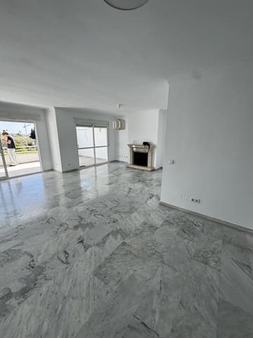 5 sovrum Takvåning till salu i Guadalmina Baja, Marbella med pool garage - 1 320 000 € (Ref: 9851536)