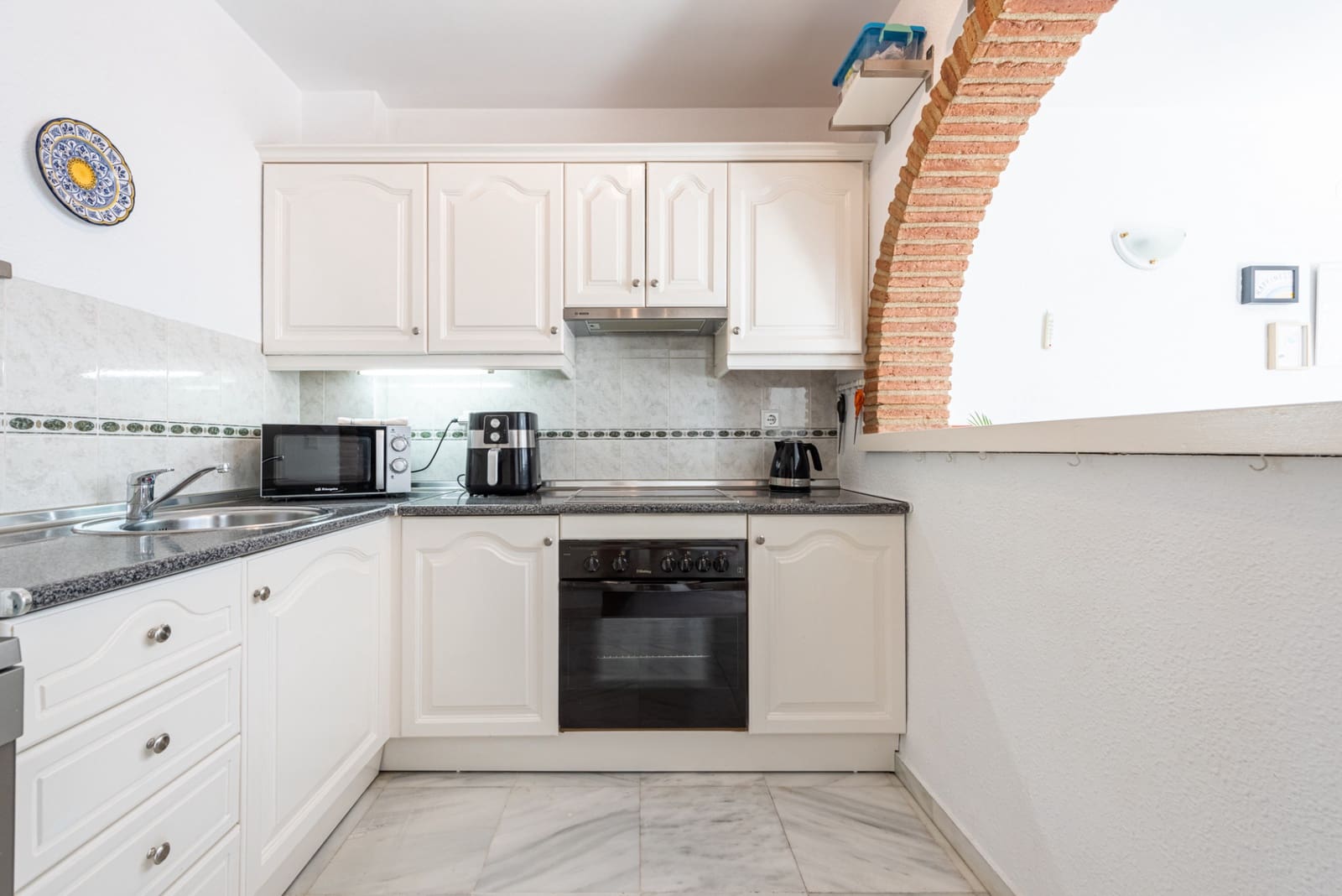 2 bedroom Apartment for sale in Benalmadena Costa with pool garage - € 364,000 (Ref: 9851541)