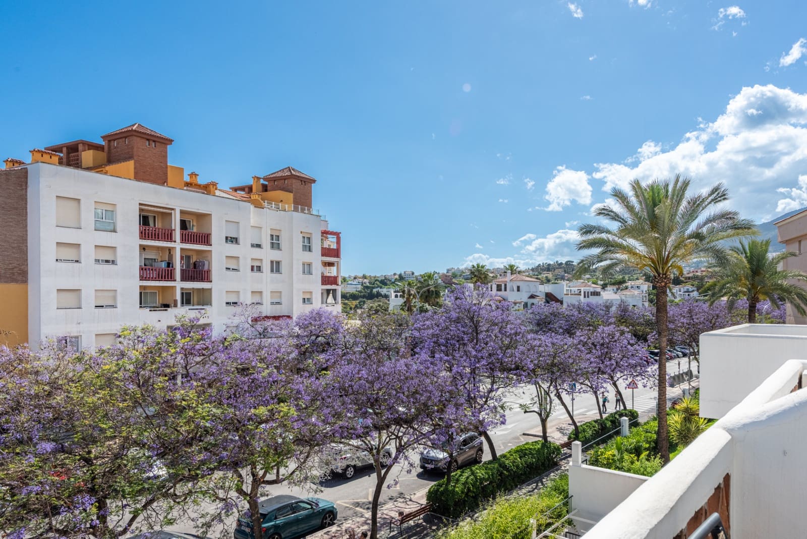 2 bedroom Apartment for sale in Benalmadena Costa with pool garage - € 364,000 (Ref: 9851541)