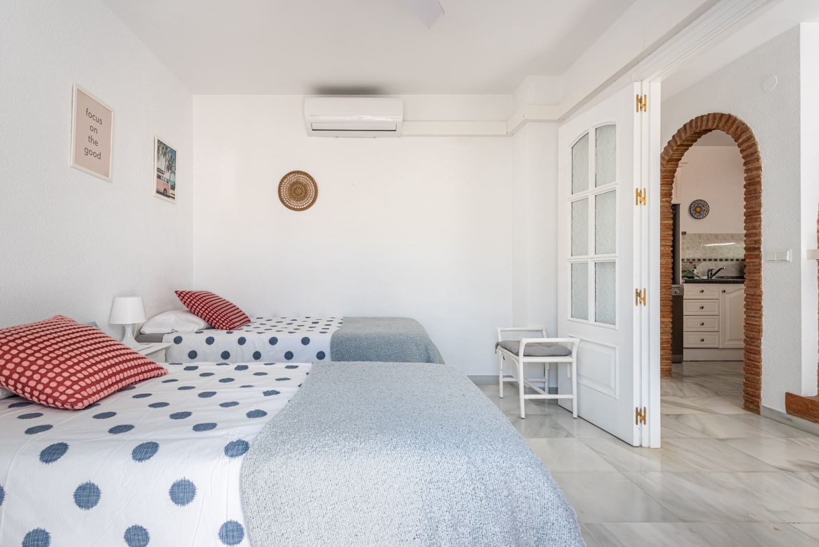 2 bedroom Apartment for sale in Benalmadena Costa with pool garage - € 364,000 (Ref: 9851541)