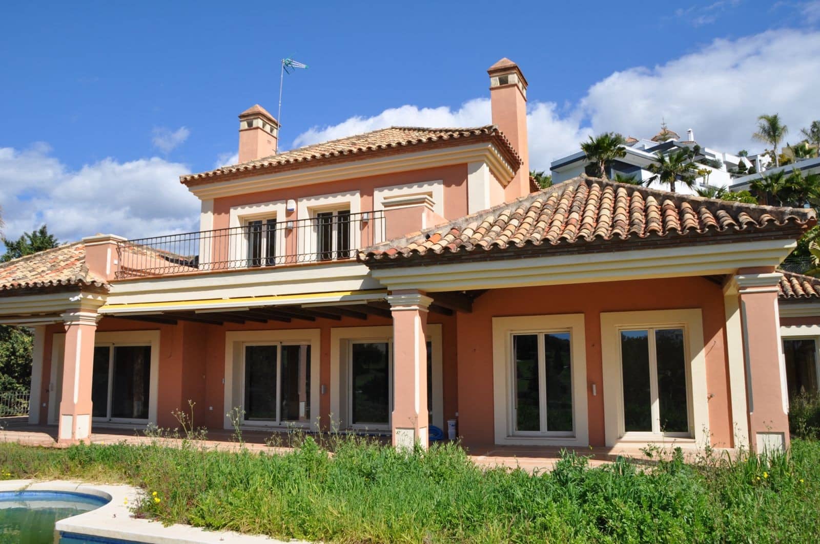 5 sypialnia Willa na sprzedaż w Benahavis z basenem garażem - 2 600 000 € (Ref: 9851542)