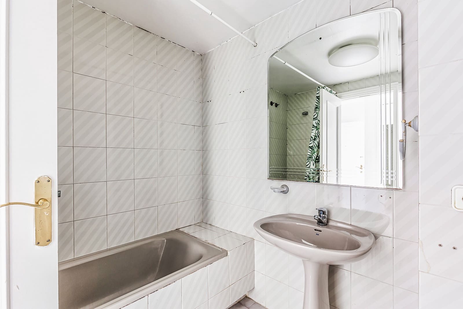 2 slaapkamer Appartement te koop in Calahonda met zwembad garage - € 265.000 (Ref: 9854976)