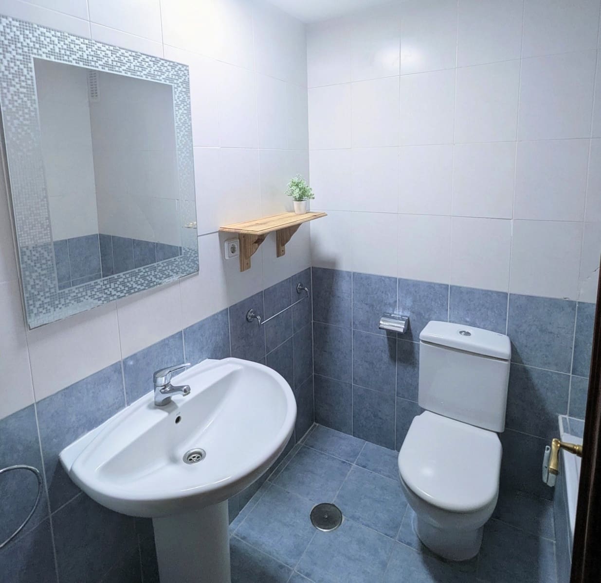3 bedroom Penthouse for sale in Bahia de Casares with pool garage - € 418,000 (Ref: 9854978)