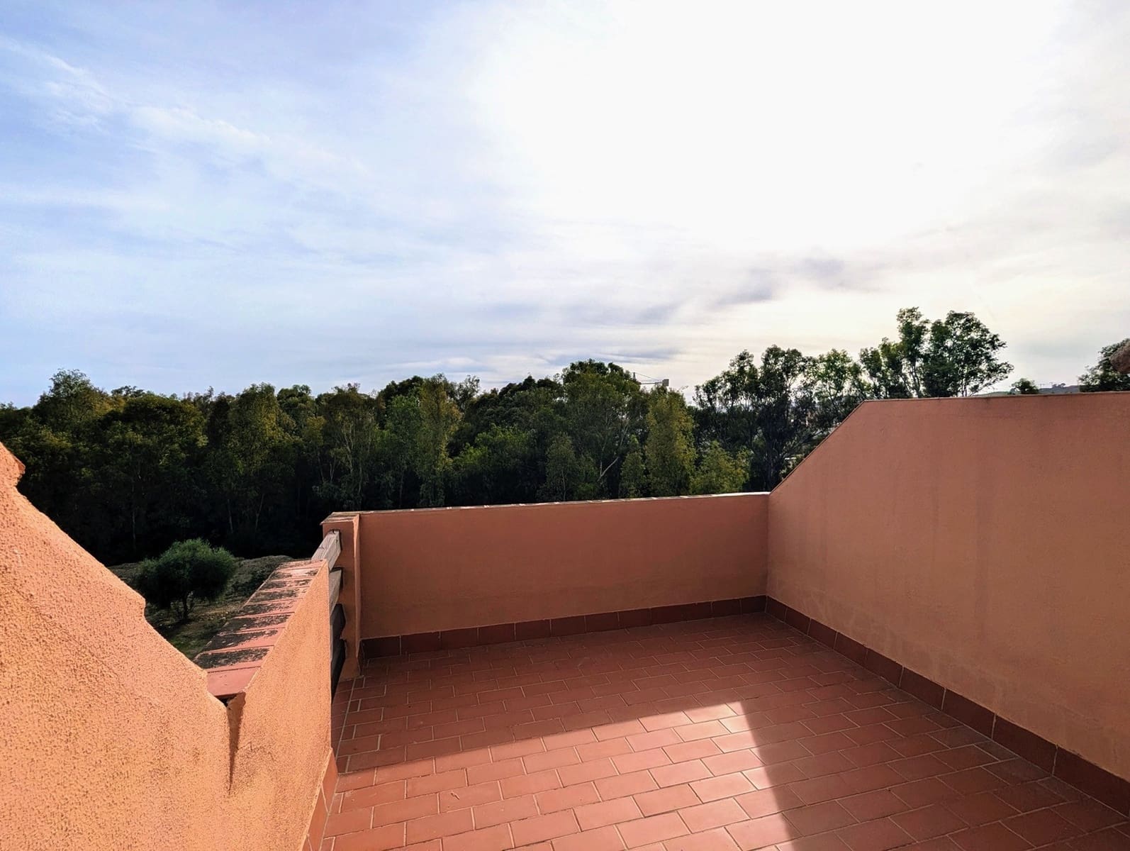 3 bedroom Penthouse for sale in Bahia de Casares with pool garage - € 418,000 (Ref: 9854978)