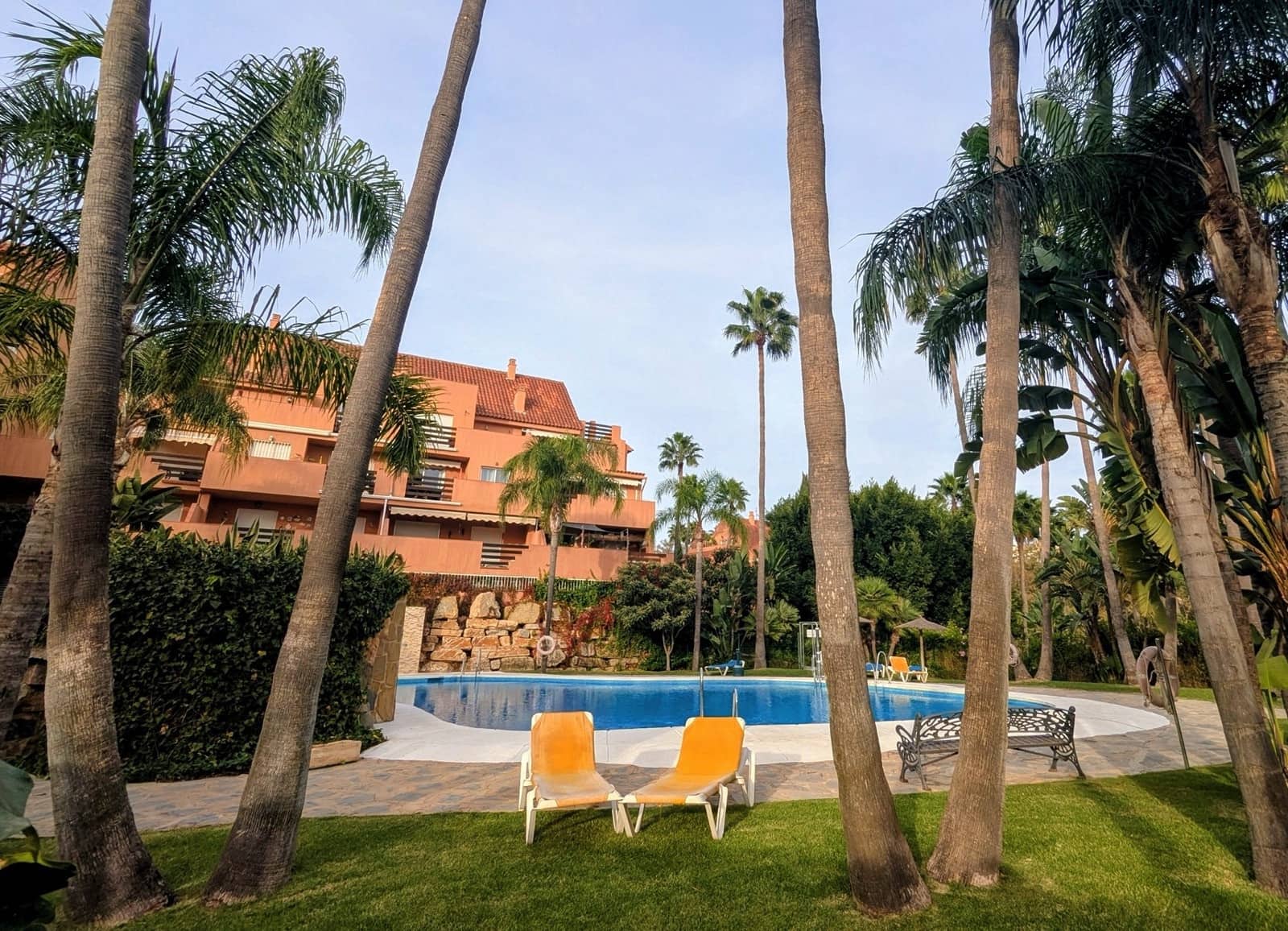 3 bedroom Penthouse for sale in Bahia de Casares with pool garage - € 418,000 (Ref: 9854978)