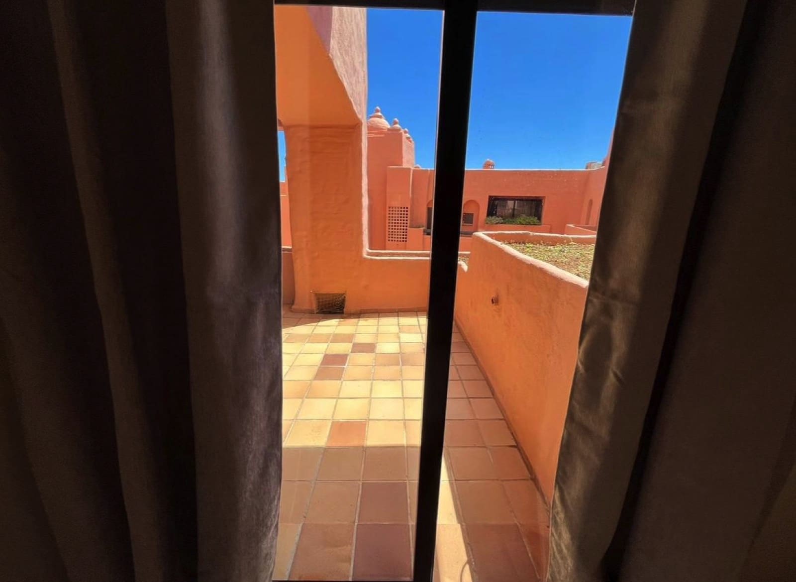 2 bedroom Apartment for sale in Manilva with pool garage - € 281,000 (Ref: 9854979)