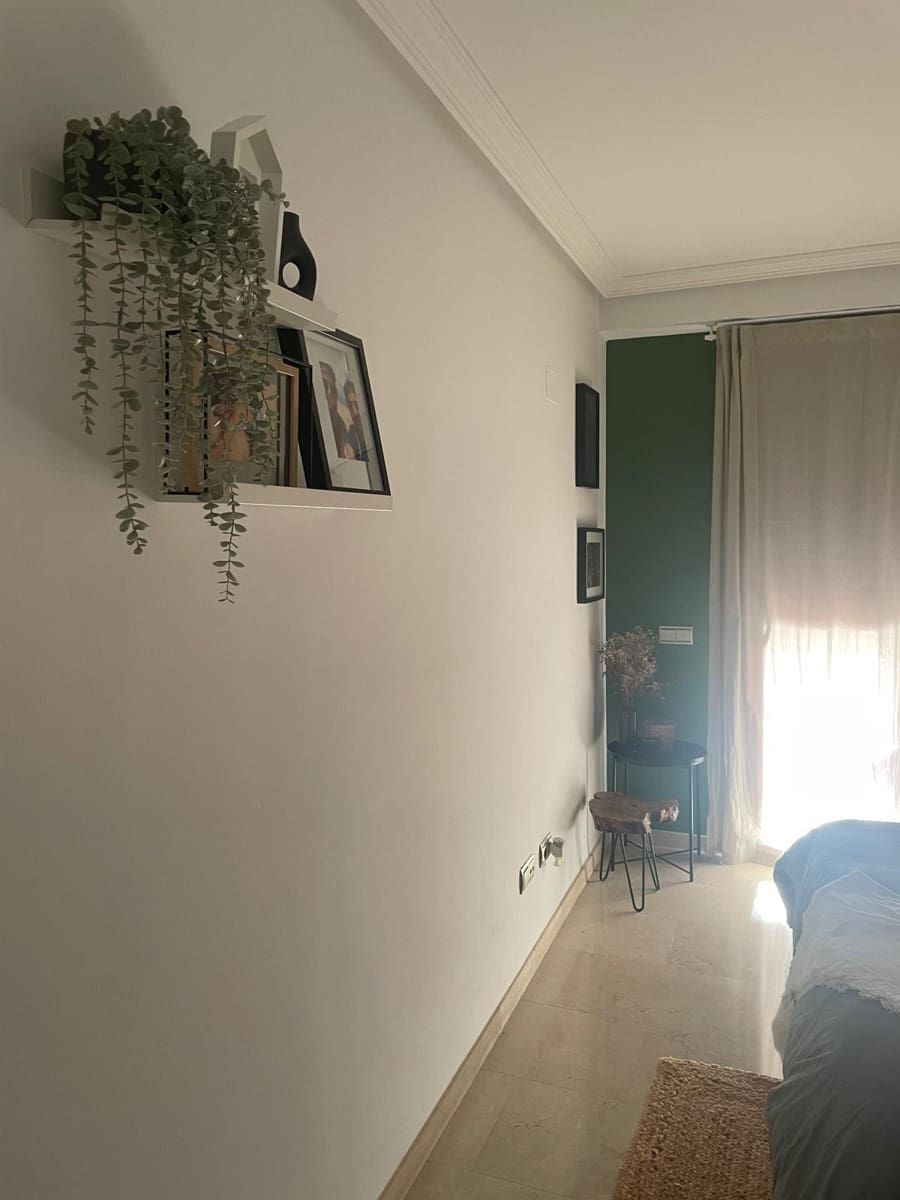 Apartamento de 2 habitaciones en Casares en venta con piscina garaje - 375.000 € (Ref: 9861557)