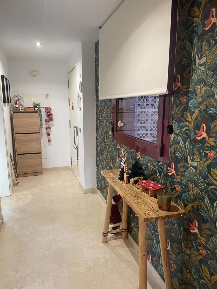 Apartamento de 2 habitaciones en Casares en venta con piscina garaje - 375.000 € (Ref: 9861557)