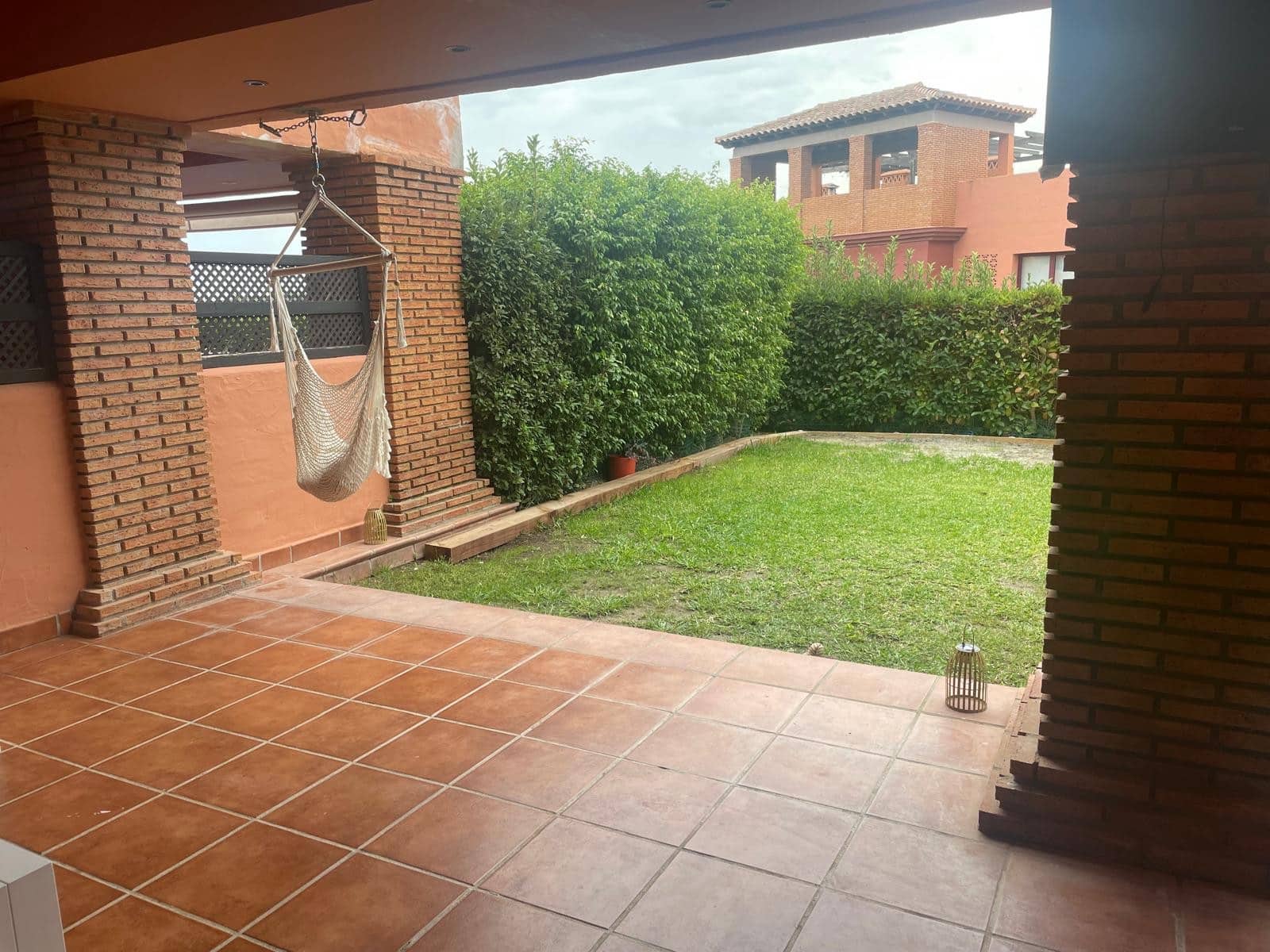 Apartamento de 2 habitaciones en Casares en venta con piscina garaje - 375.000 € (Ref: 9861557)