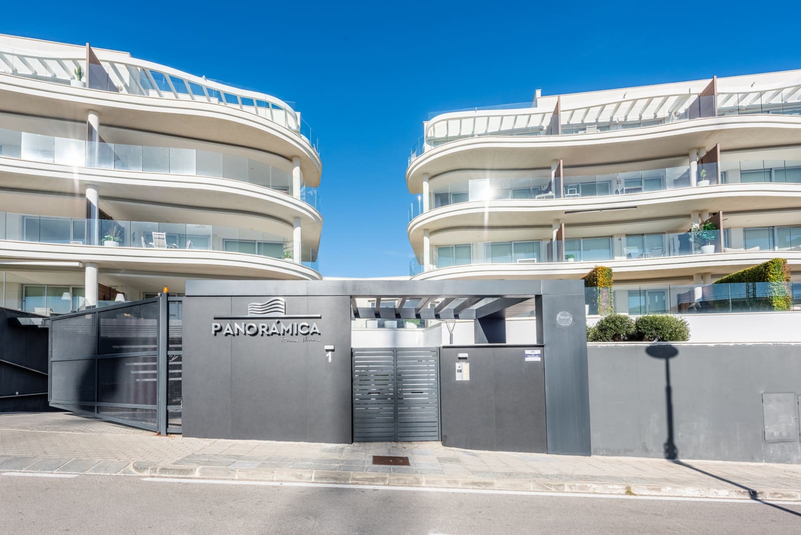 2 sypialnia Apartament na sprzedaż w Fuengirola z basenem - 595 000 € (Ref: 9861558)