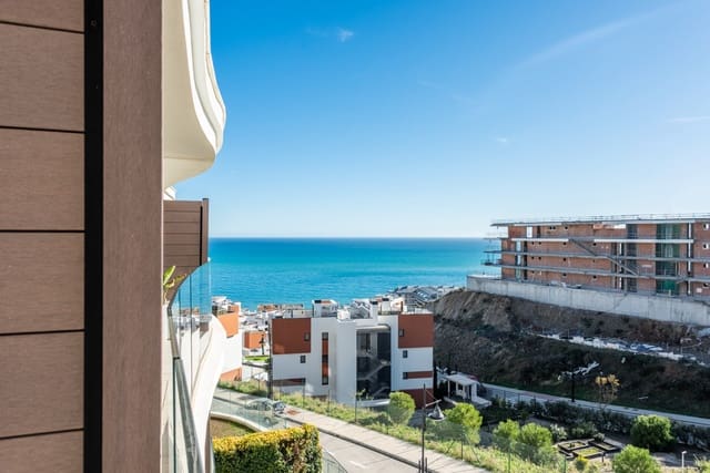 2 sypialnia Apartament na sprzedaż w El Higuerón, Fuengirola z basenem - 595 000 € (Ref: 9861558)