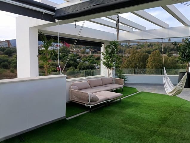 4 slaapkamer Penthouse te koop in Estepona met zwembad garage - € 745.000 (Ref: 9880588)