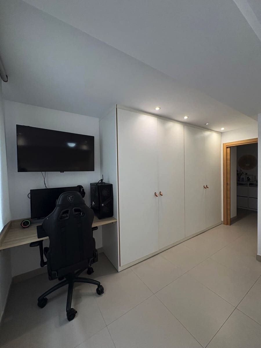 2 sypialnia Apartament na sprzedaż w Marbella z garażem - 374 000 € (Ref: 9880589)