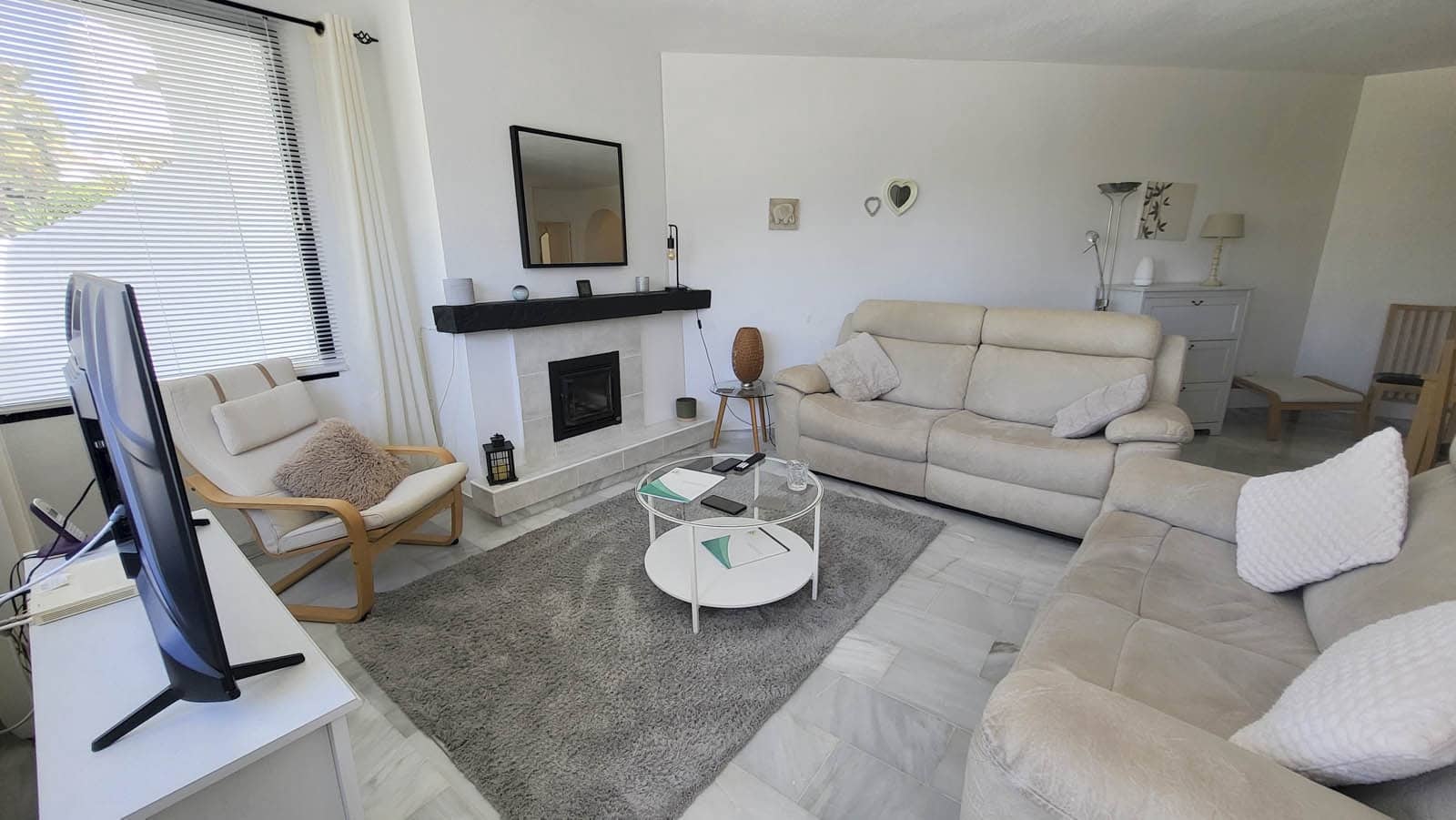 2 quarto Apartamento para venda em Calahonda com piscina - 375 000 € (Ref: 9884027)