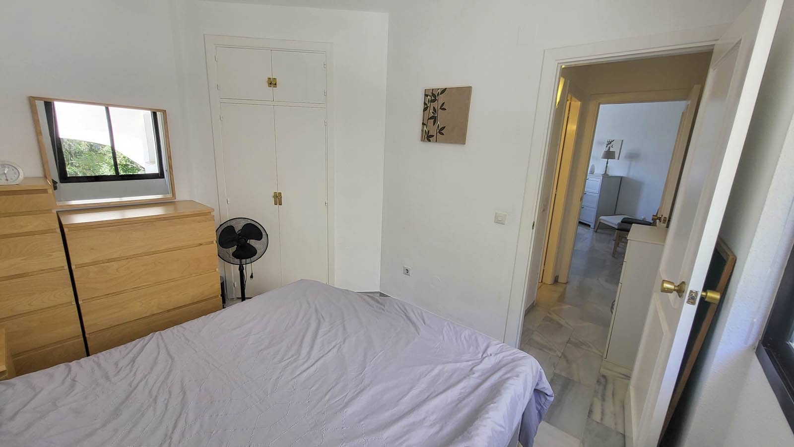 2 quarto Apartamento para venda em Calahonda com piscina - 375 000 € (Ref: 9884027)