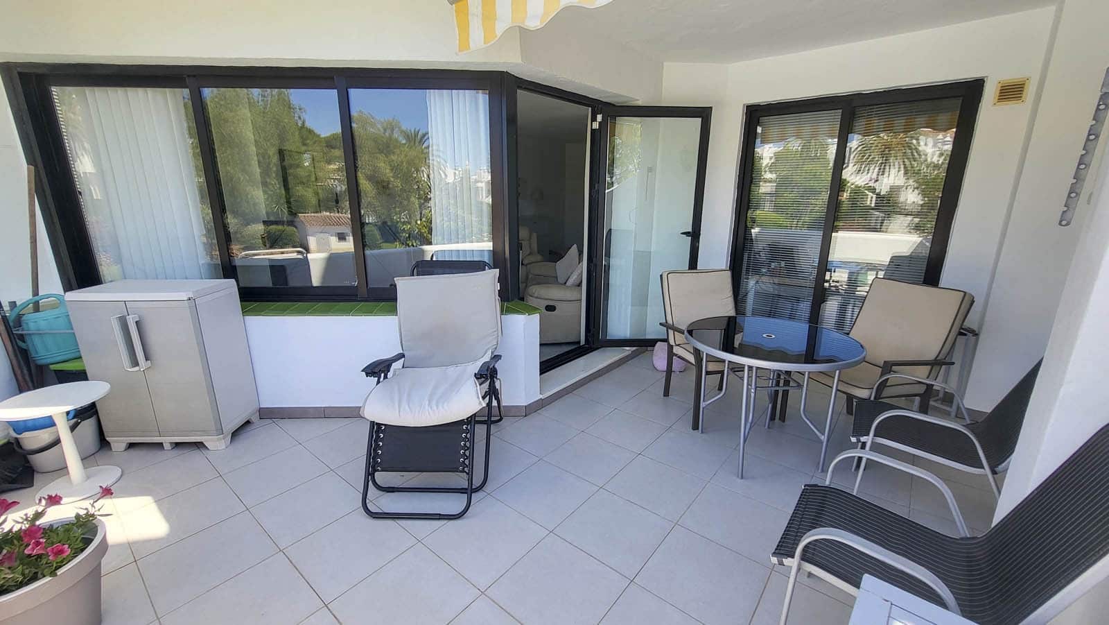 2 quarto Apartamento para venda em Calahonda com piscina - 375 000 € (Ref: 9884027)