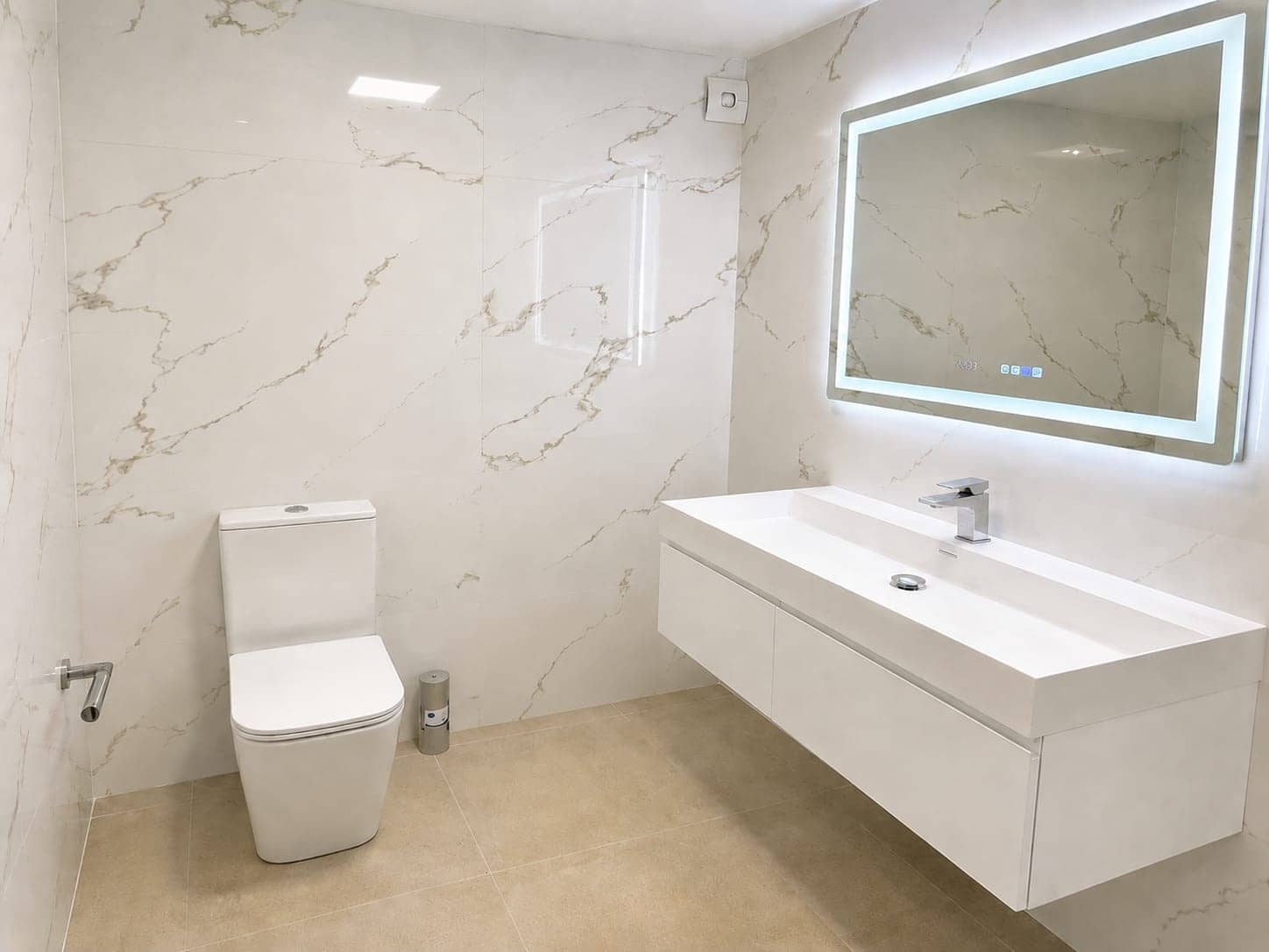 Ático de 3 habitaciones en Calahonda en venta con piscina garaje - 850.000 € (Ref: 9889759)