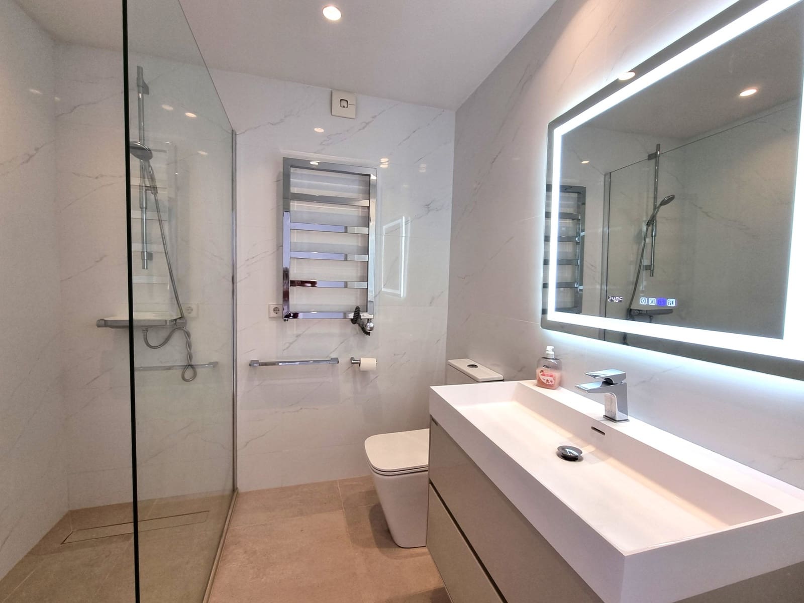 Ático de 3 habitaciones en Calahonda en venta con piscina garaje - 850.000 € (Ref: 9889759)