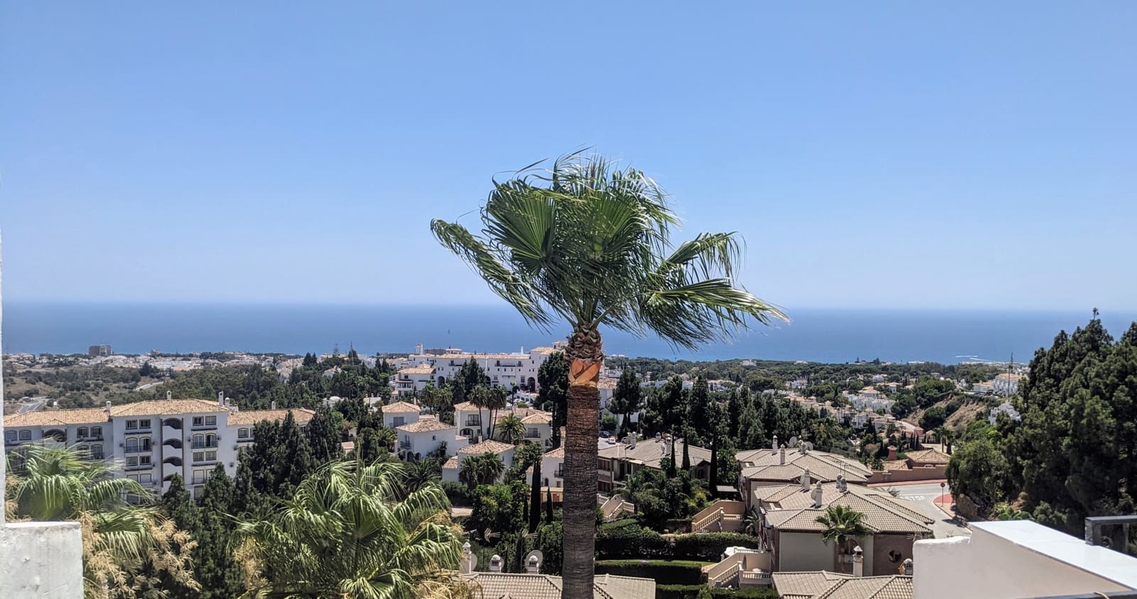 Ático de 3 habitaciones en Calahonda en venta con piscina garaje - 850.000 € (Ref: 9889759)