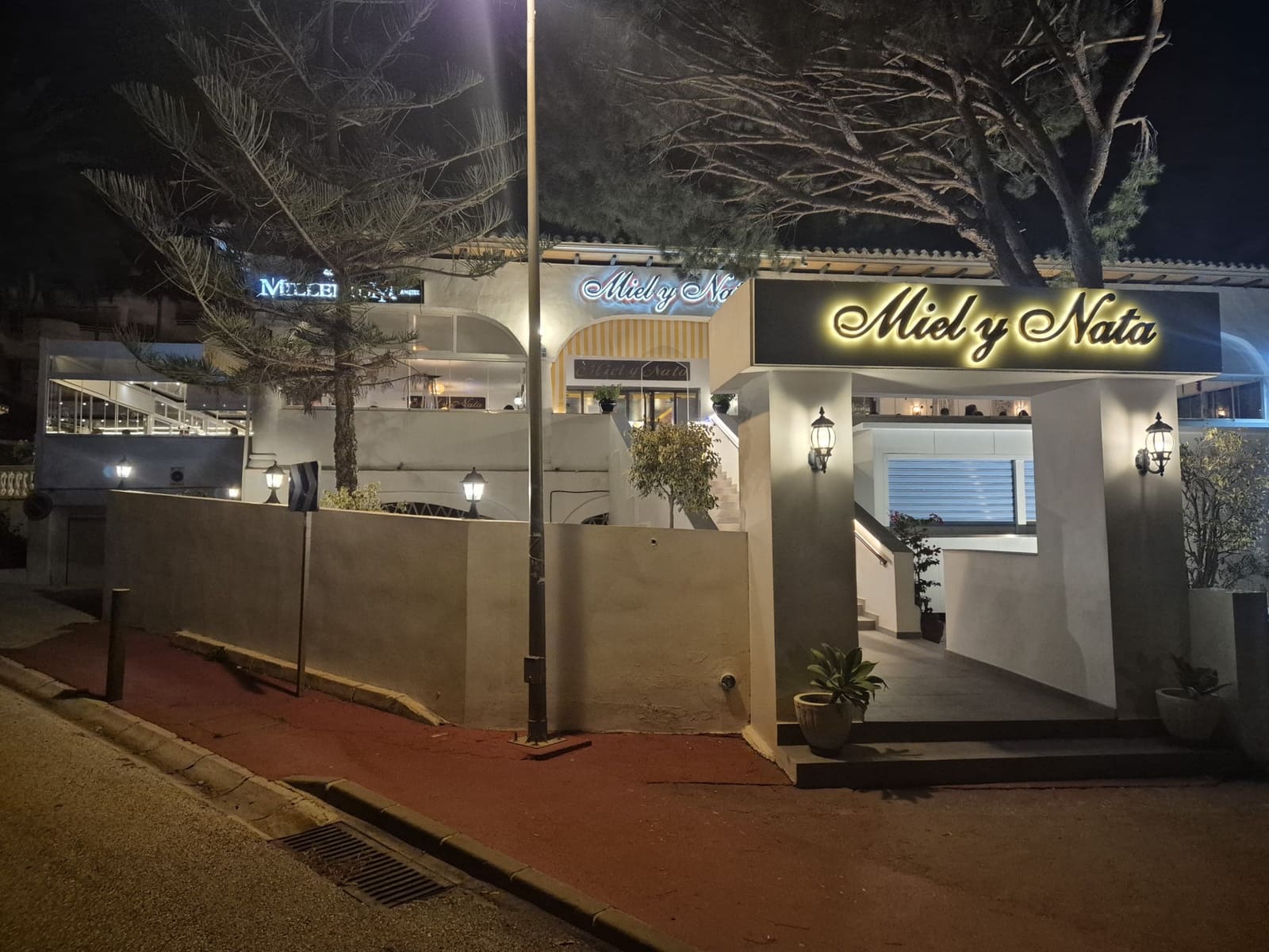 Ático de 3 habitaciones en Calahonda en venta con piscina garaje - 850.000 € (Ref: 9889759)