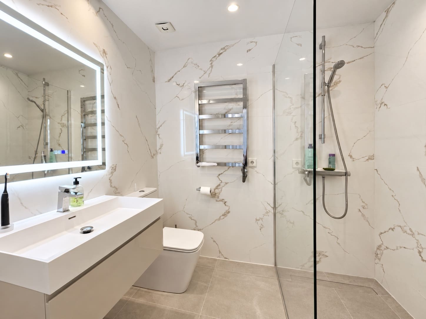 Ático de 3 habitaciones en Calahonda en venta con piscina garaje - 850.000 € (Ref: 9889759)