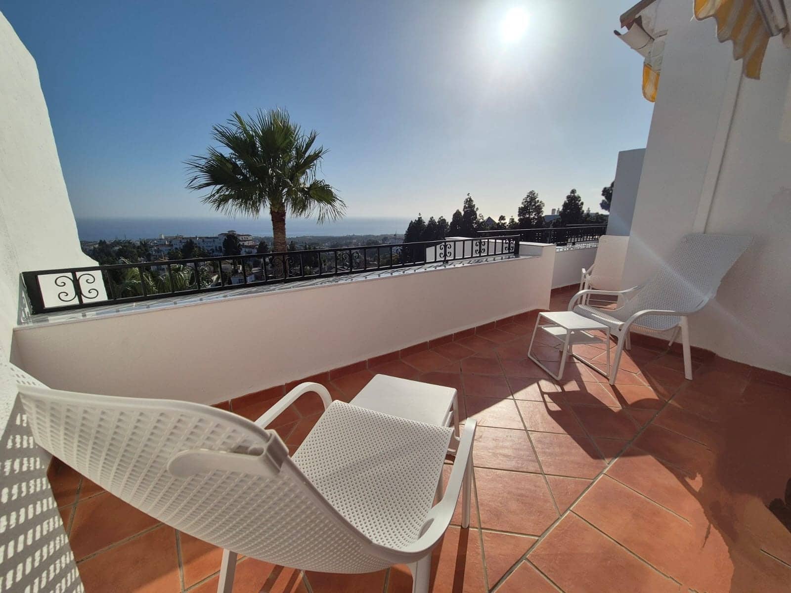 Ático de 3 habitaciones en Calahonda en venta con piscina garaje - 850.000 € (Ref: 9889759)