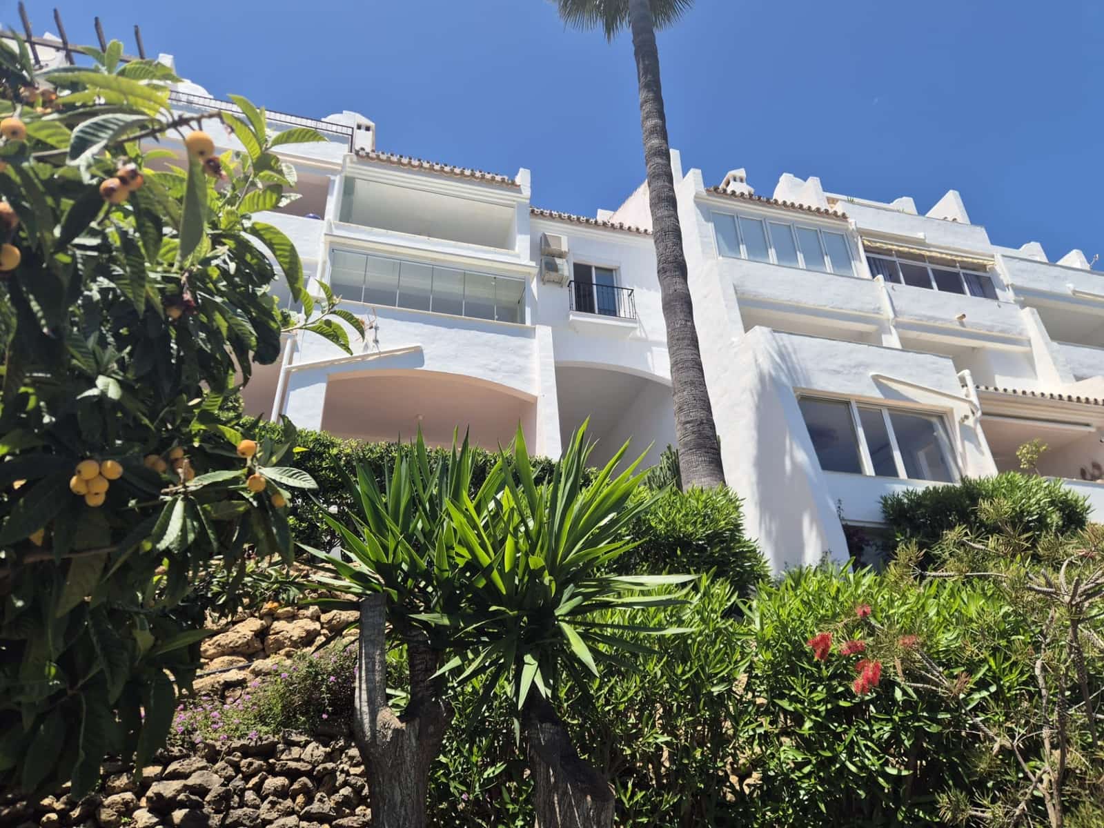 Ático de 3 habitaciones en Calahonda en venta con piscina garaje - 850.000 € (Ref: 9889759)