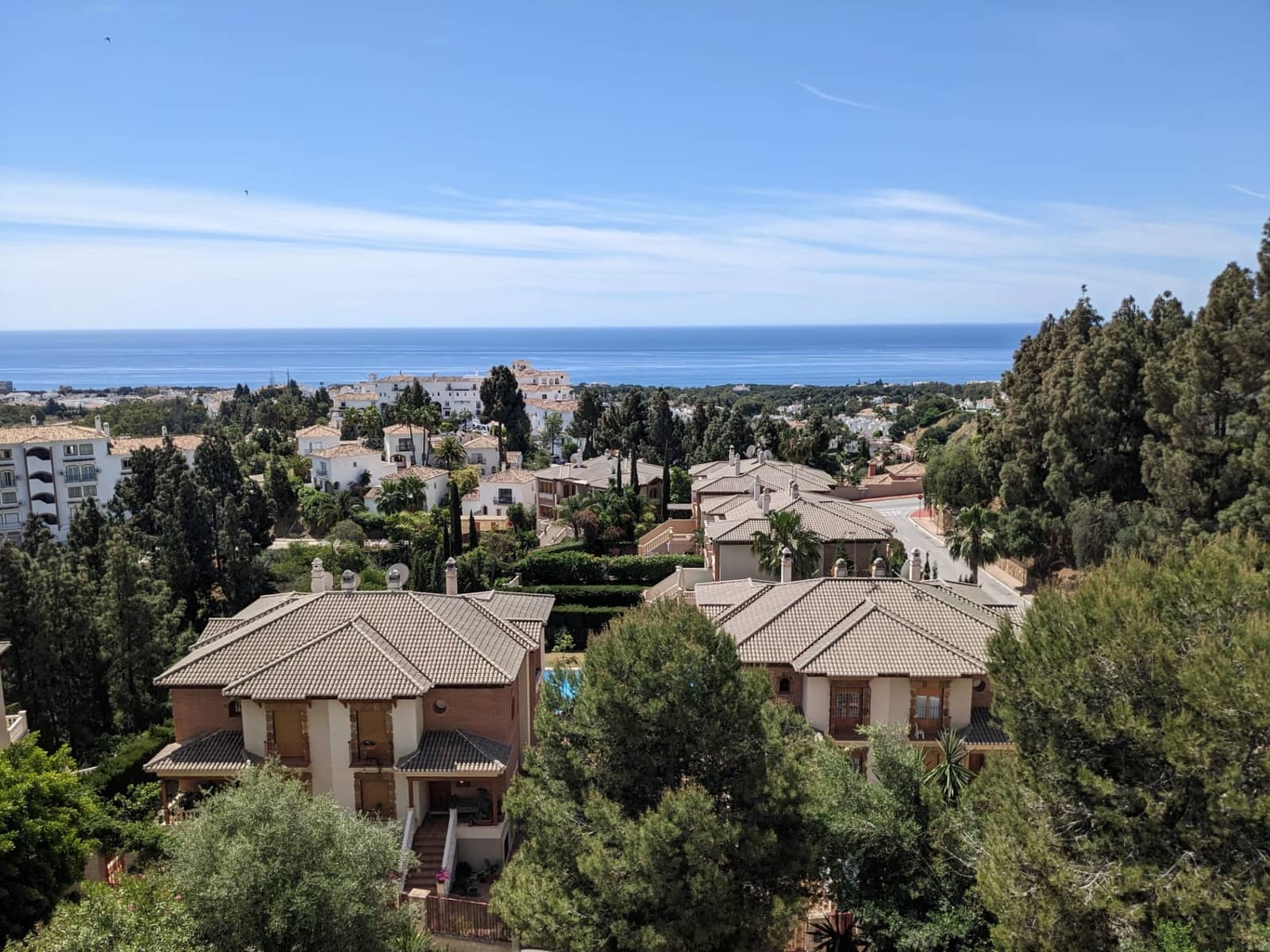 Ático de 3 habitaciones en Calahonda en venta con piscina garaje - 850.000 € (Ref: 9889759)