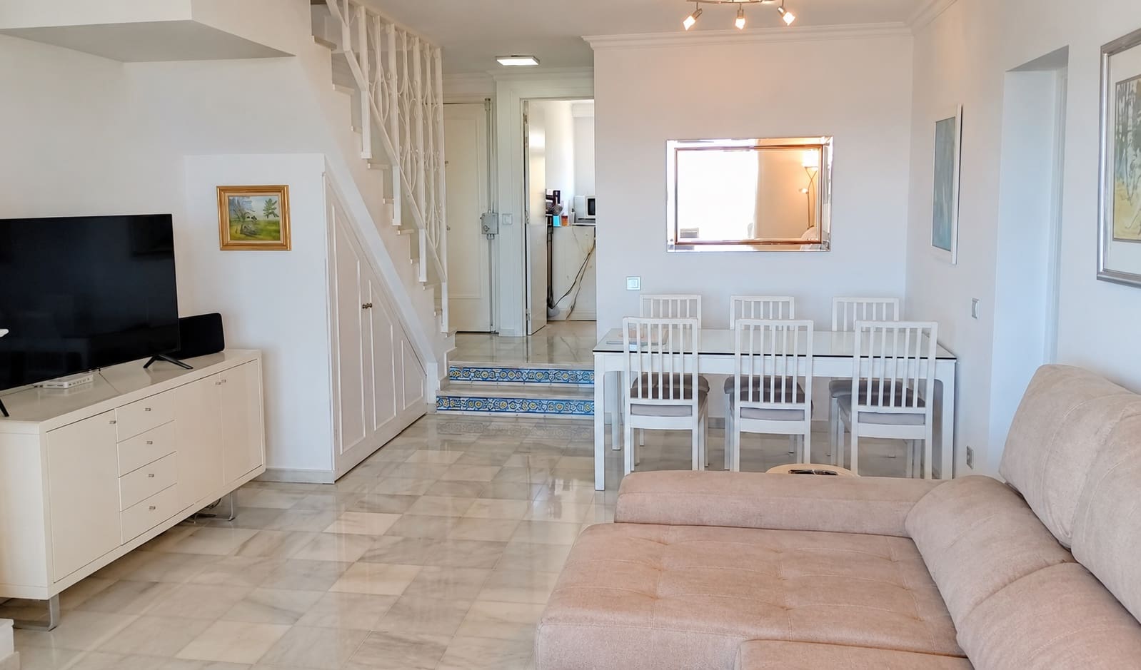 3 sovrum Takvåning till salu i Calahonda med pool garage - 850 000 € (Ref: 9889759)