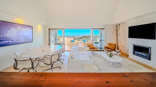 3 chambre Penthouse à vendre à Casares avec piscine garage - 875 000 € (Ref: 9895780)