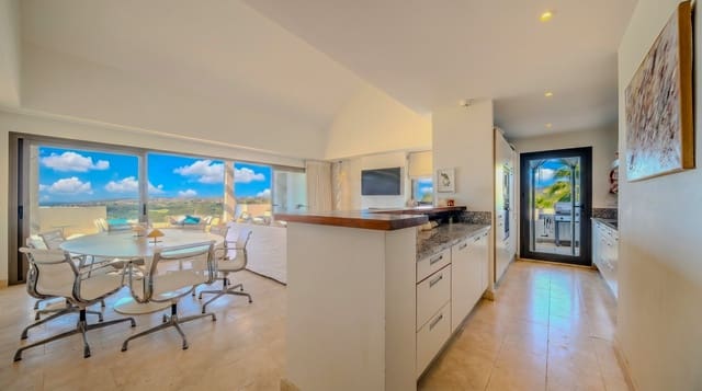 3 chambre Penthouse à vendre à Casares avec piscine garage - 875 000 € (Ref: 9895780)