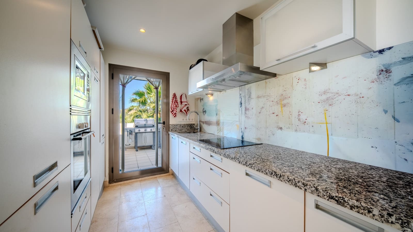 3 chambre Penthouse à vendre à Casares avec piscine garage - 875 000 € (Ref: 9895780)
