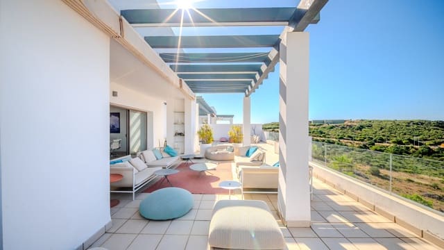 3 chambre Penthouse à vendre à Casares avec piscine garage - 875 000 € (Ref: 9895780)