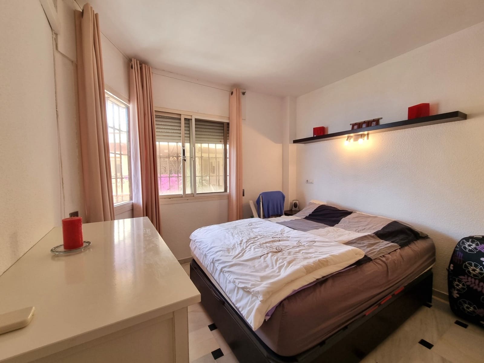 1 soverom Leilighet til salgs i Riviera del Sol med svømmebasseng garasje - € 295 000 (Ref: 9919349)