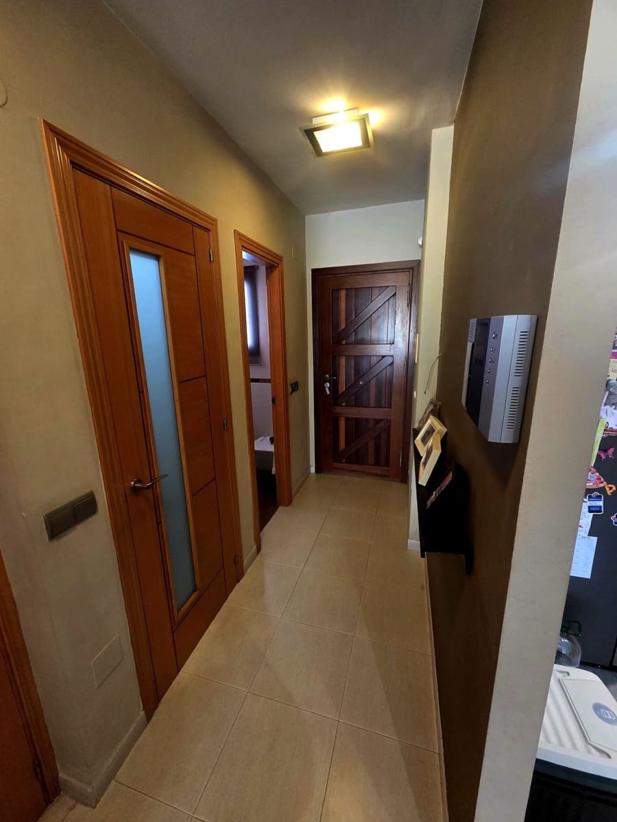 3 soveværelse Semi-Rækkehus til salg i Estepona med garage - € 740.000 (Ref: 9945114)