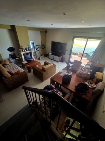 3 soveværelse Semi-Rækkehus til salg i Estepona med garage - € 740.000 (Ref: 9945114)