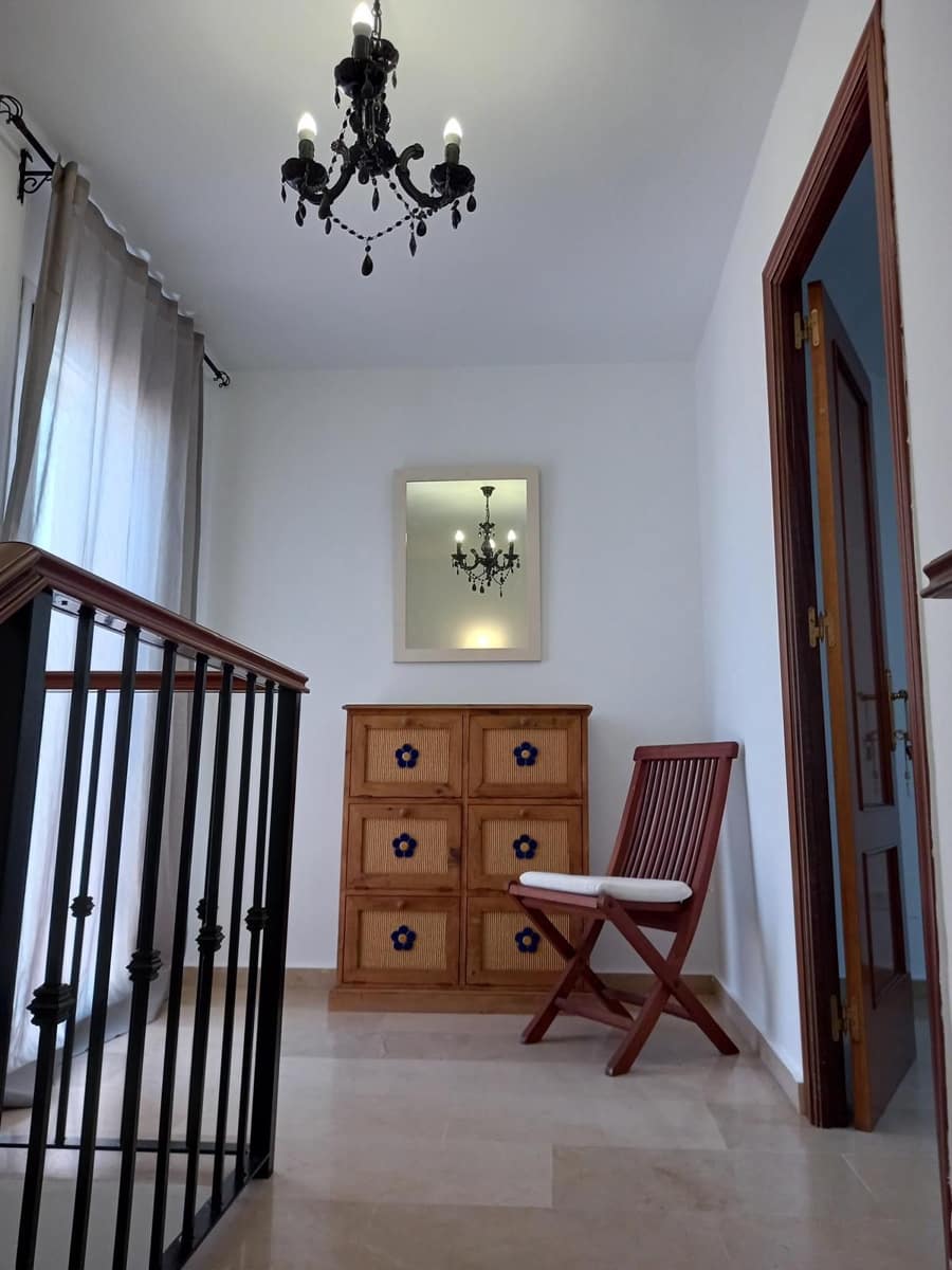 3 sovrum Hus till salu i New Golden Mile med pool garage - 725 000 € (Ref: 9945115)