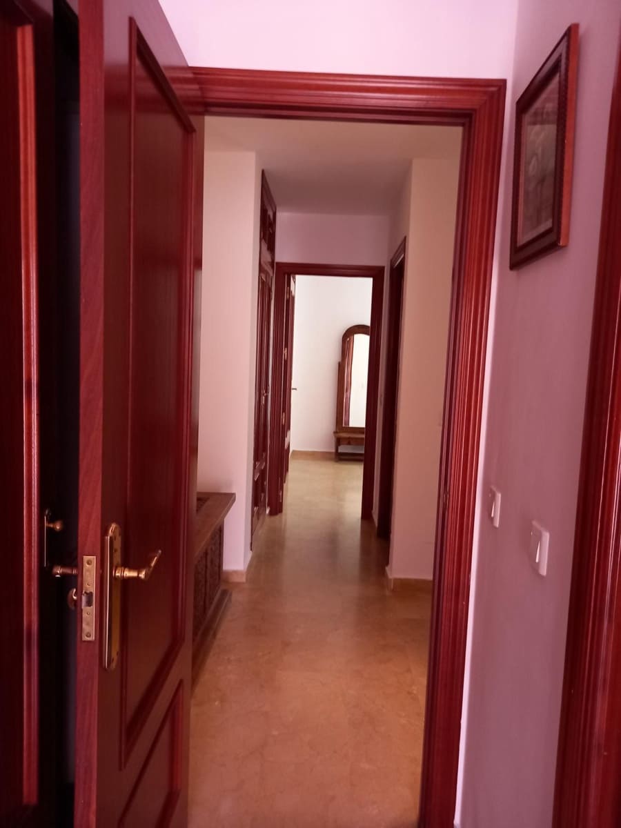 3 sovrum Hus till salu i New Golden Mile med pool garage - 725 000 € (Ref: 9945115)