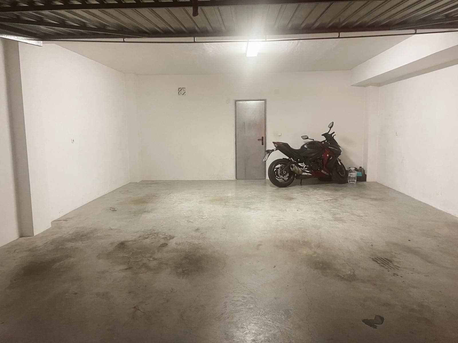 3 soveværelse Byhus til salg i Estepona med swimmingpool garage - € 655.000 (Ref: 9945116)