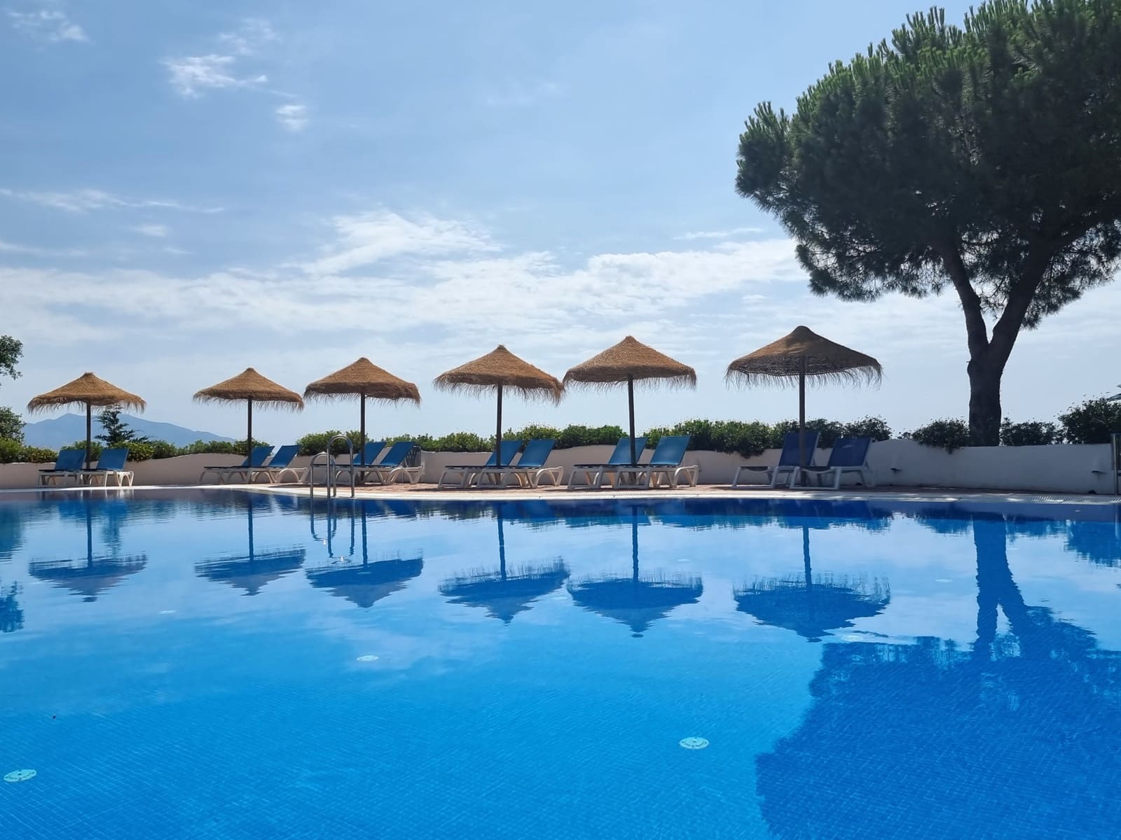 3 bedroom Apartment for sale in Marbella with pool garage - € 495,000 (Ref: 9951037)