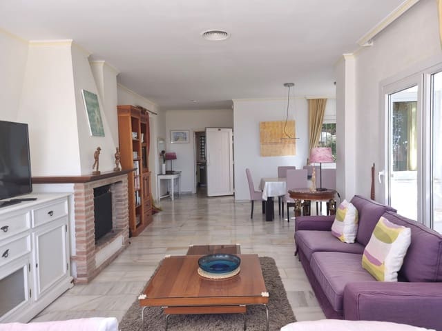 3 soverom Leilighet til salgs i Marbella med svømmebasseng garasje - € 495 000 (Ref: 9951037)