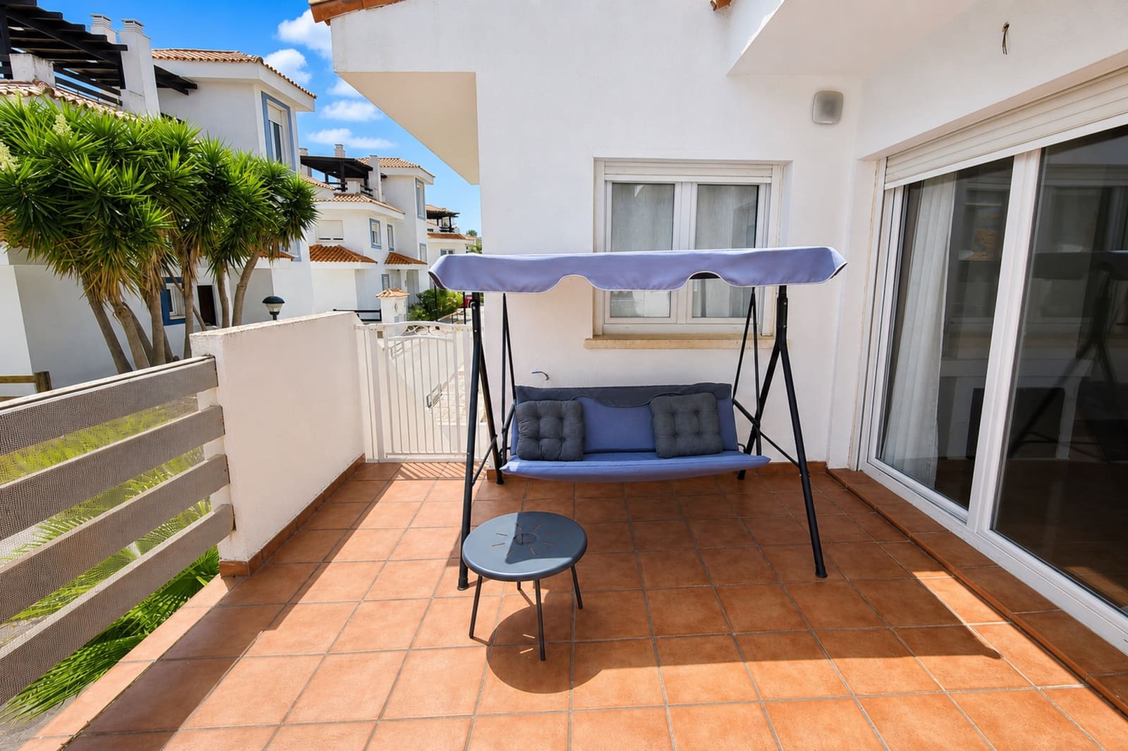 6 soveværelse Villa til salg i La Duquesa / Puerto de la Duquesa med swimmingpool garage - € 550.000 (Ref: 9976777)