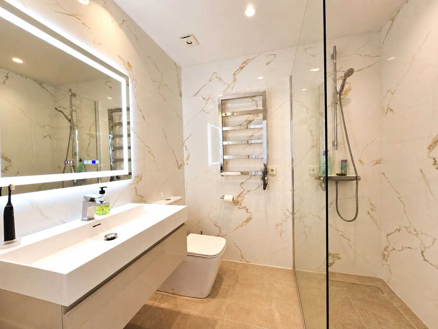 3 bedroom Penthouse for sale in Calahonda with pool garage - € 850,000 (Ref: 9978170)