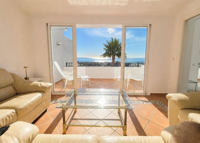 3 soverom Penthouse til salgs i Calahonda, Mijas med svømmebasseng garasje - € 850 000 (Ref: 9978170)